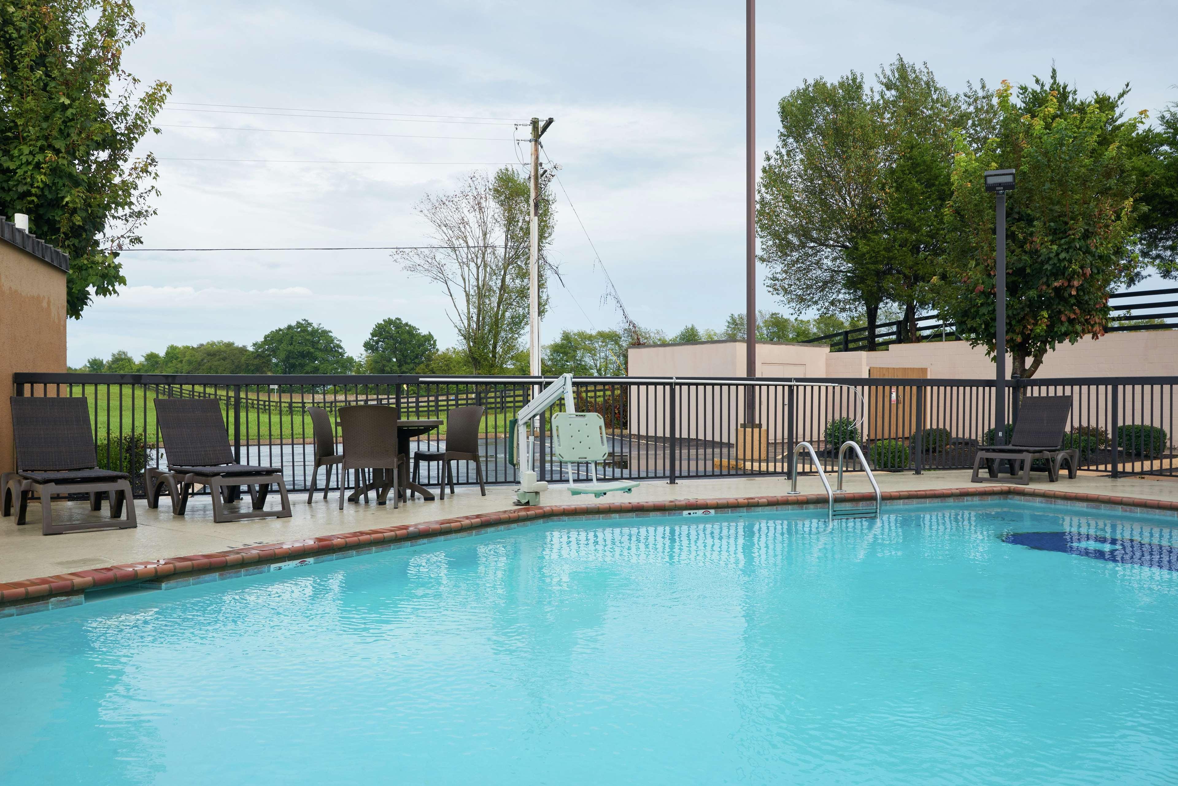 Hampton Inn Franklin, Ky - Portland, Tn Экстерьер фото